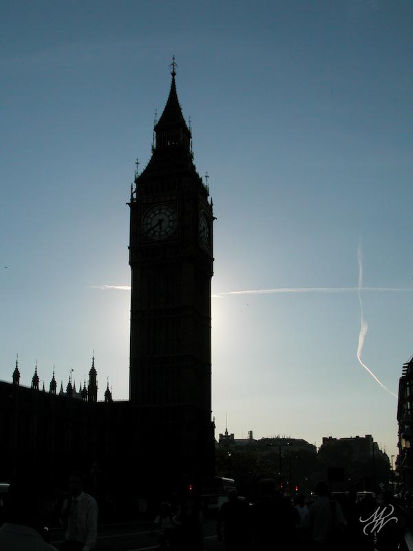 Big-Ben-1731.jpg - Crossed paths (Big Ben)